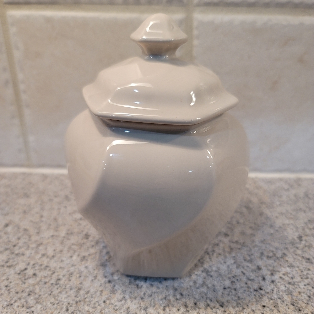 A Chen Napco ware jar